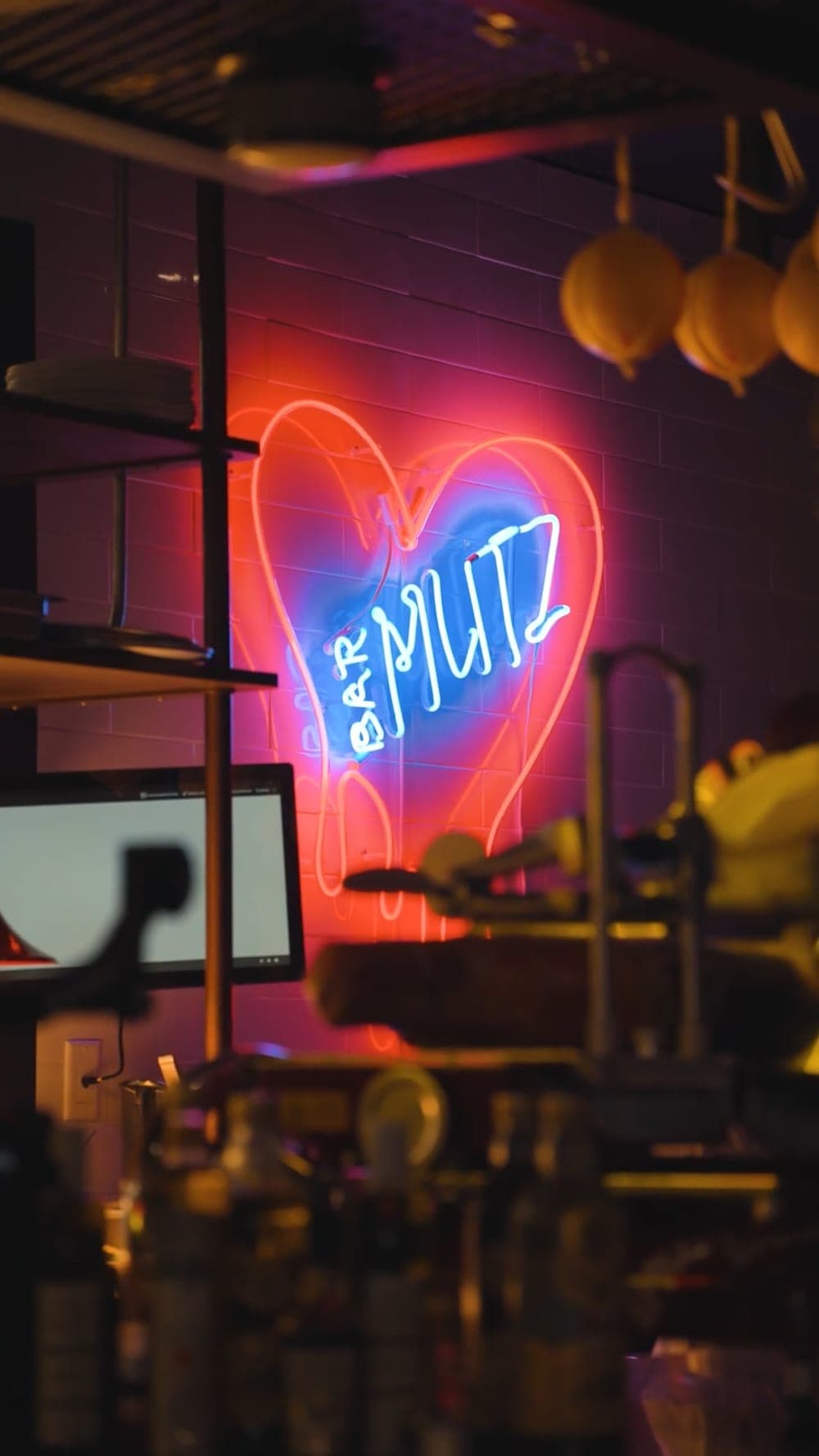 Bar Mutz